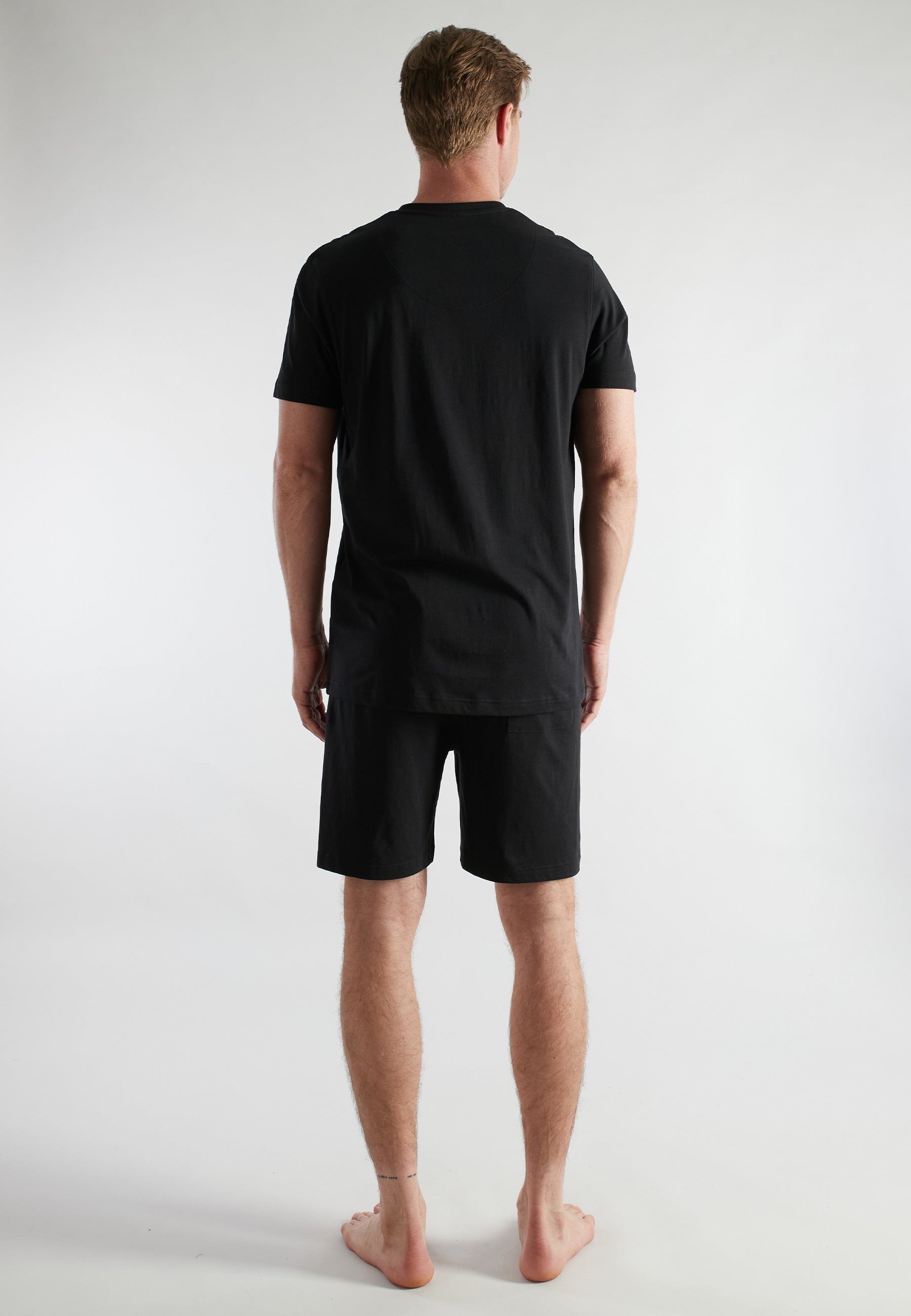VfB men's shorty black